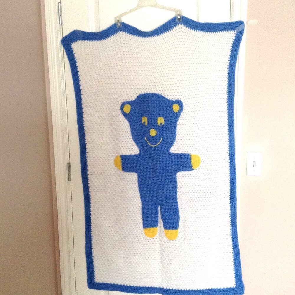 Handmade Knitted Baby Toddlers Teddy Bear Blanket Throw Blue White Soft Warm